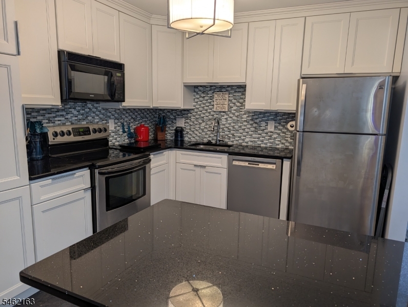 258 Potomac Drive Property Photo 9