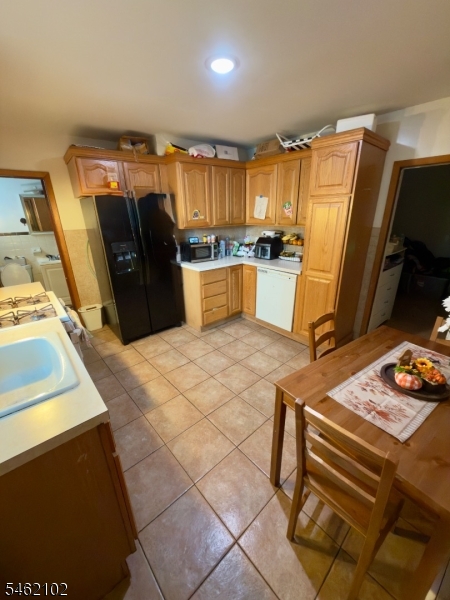 15 Hensler St Property Photo 3