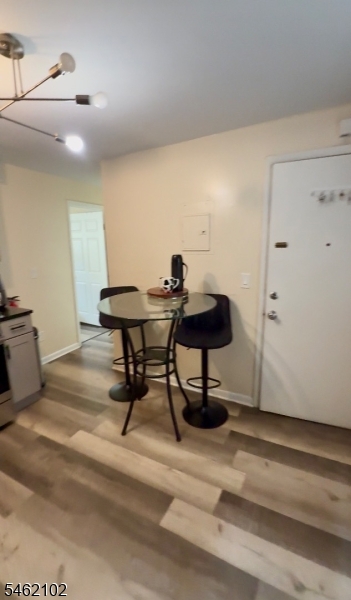 15 Hensler St Property Photo 10