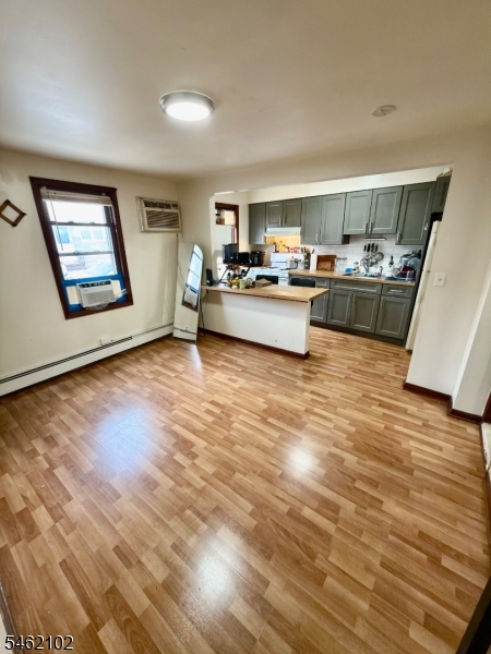15 Hensler St Property Photo 18