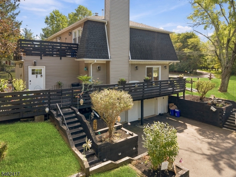 225 Hockenbury Rd Property Photo 15