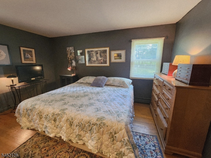 10 Parkview Dr Property Photo 16