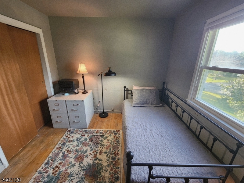 10 Parkview Dr Property Photo 18