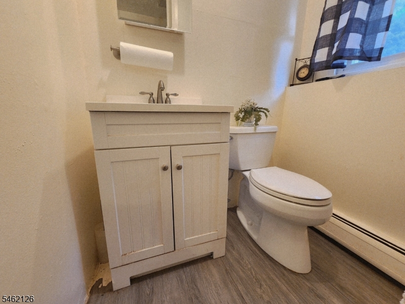 10 Parkview Dr Property Photo 22