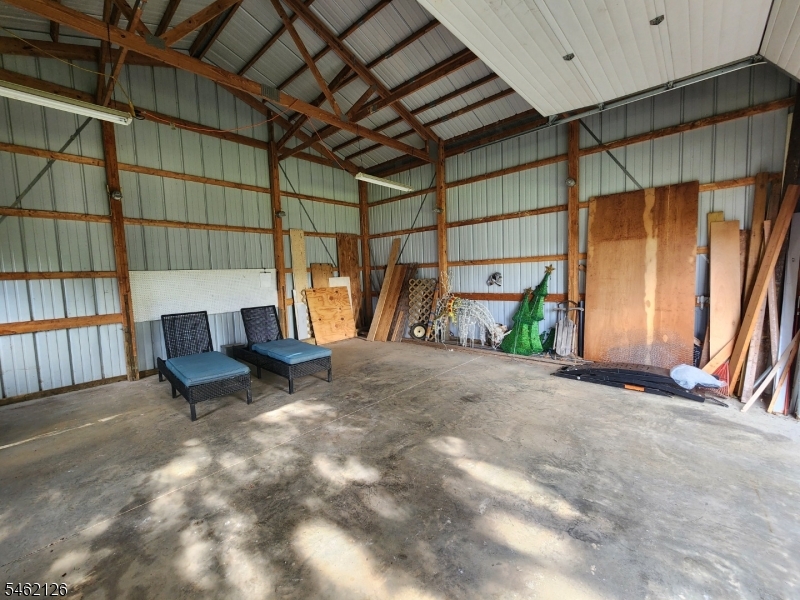 10 Parkview Dr Property Photo 33