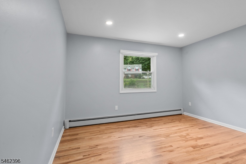 39 William Dr Property Photo 24