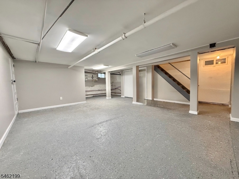508 2nd St Property Photo 14
