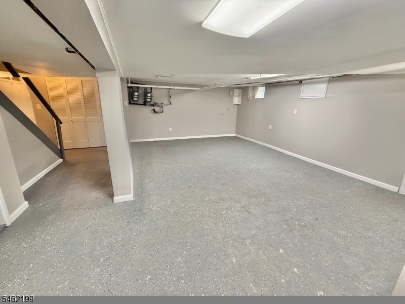 508 2nd St Property Photo 15
