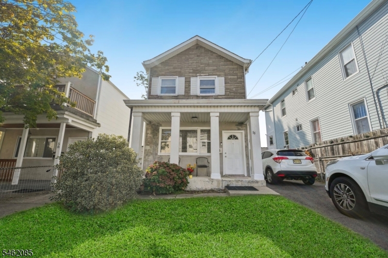 54 Henderson St Property Photo 1