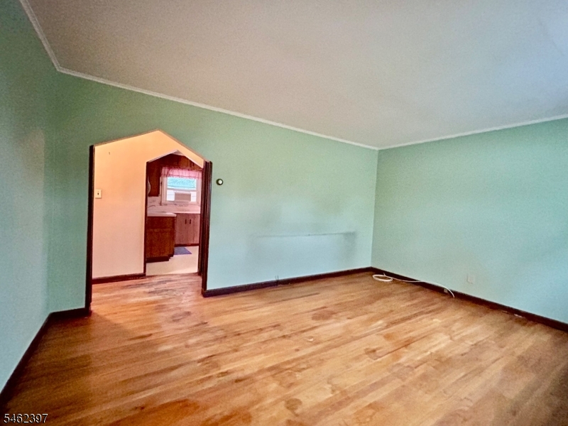 222 Terrace Ave Property Photo 6