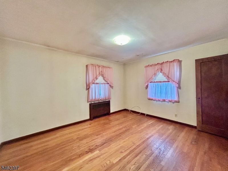 222 Terrace Ave Property Photo 10