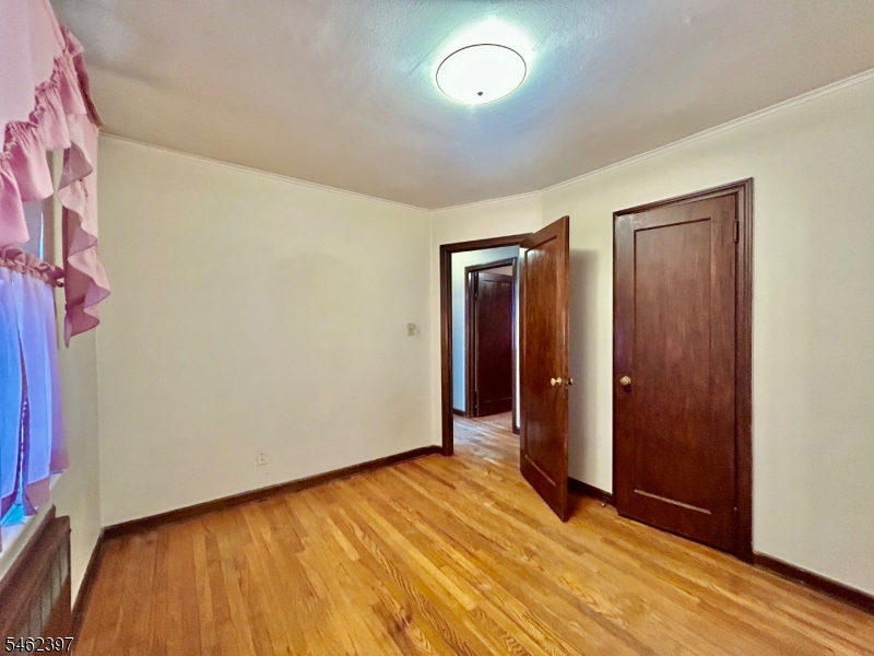 222 Terrace Ave Property Photo 14
