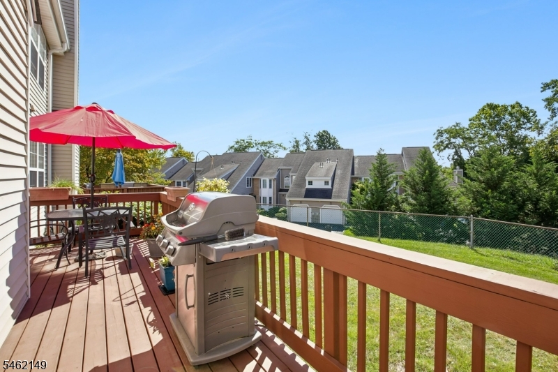 138 Leonardo Dr Property Photo 32