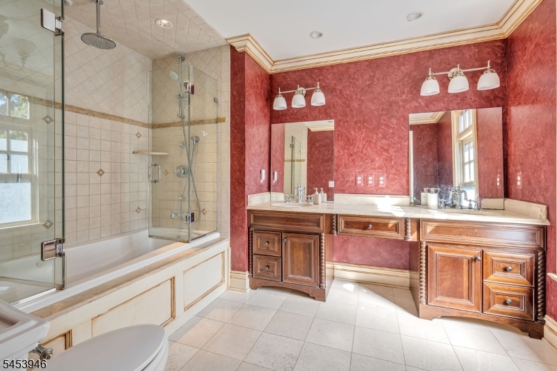 3 Aster Ter Property Photo 25