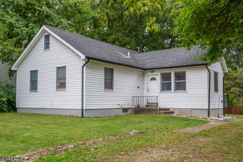 59 Voorhis Pl Property Photo 1