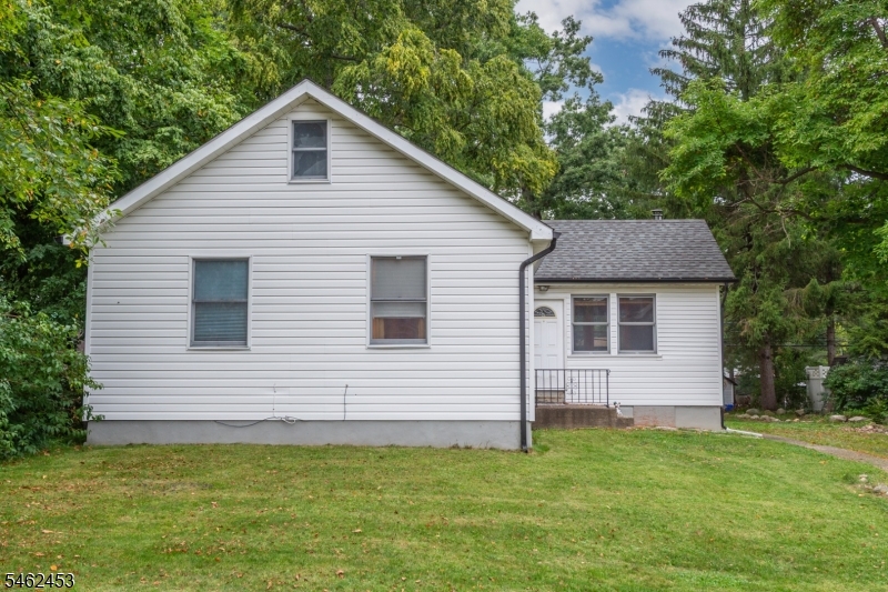 59 Voorhis Pl Property Photo 20