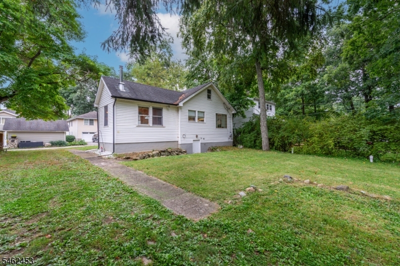 59 Voorhis Pl Property Photo 22