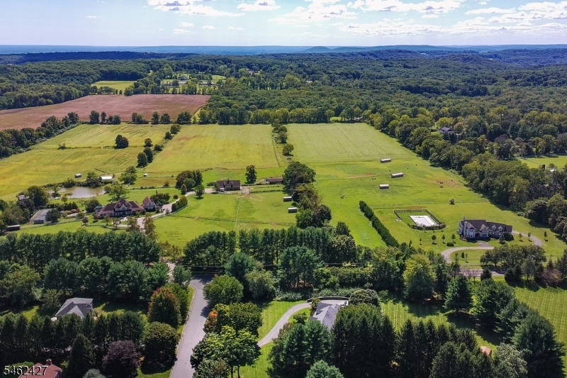 1 Pace Farm Road Property Photo 39