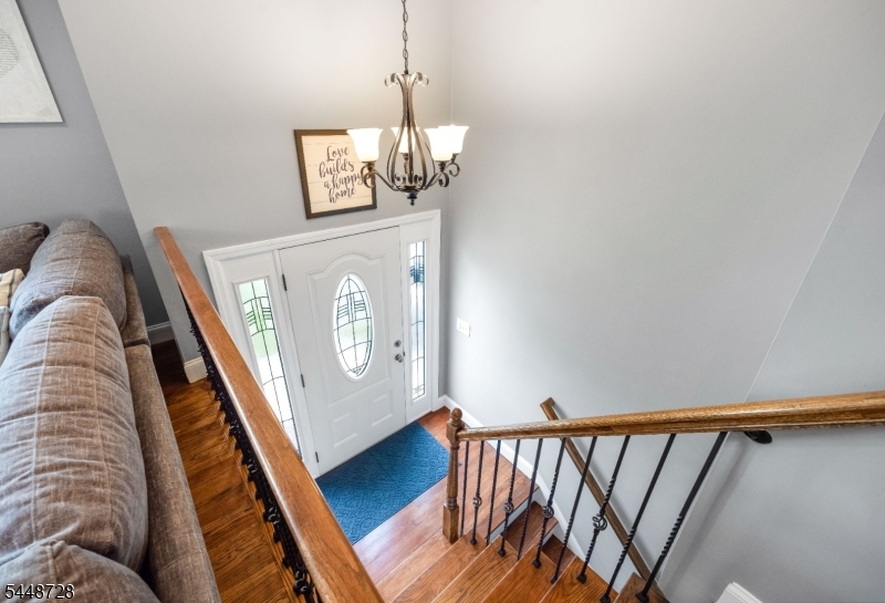 4 Huron Ave Property Photo 17