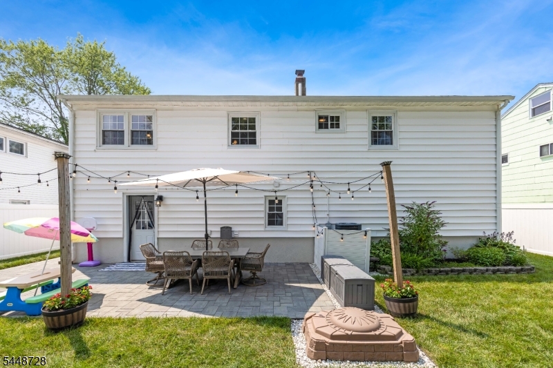 4 Huron Ave Property Photo 28