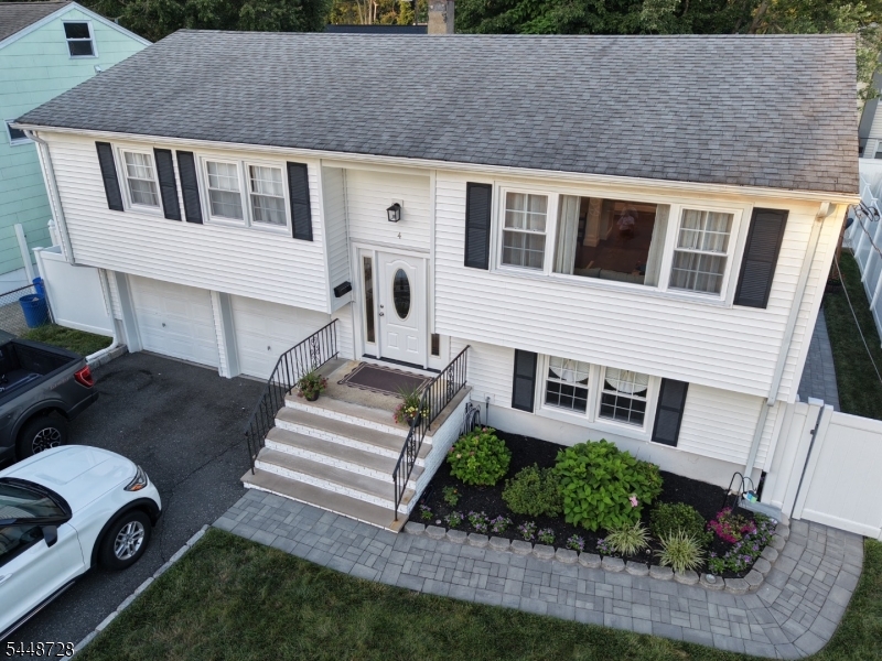 4 Huron Ave Property Photo 31