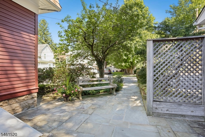 1 Wootton Rd Property Photo 29
