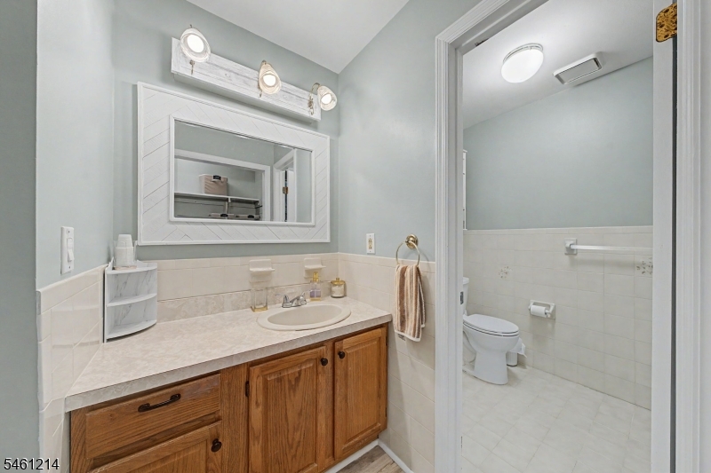 61 Henry St Property Photo 32