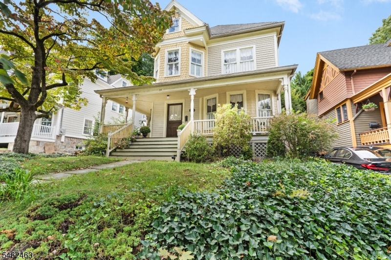 35 Maple Ave Property Photo 24