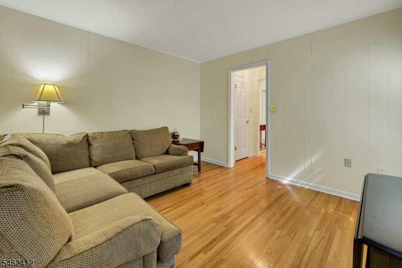 76 Keats Way Property Photo 17