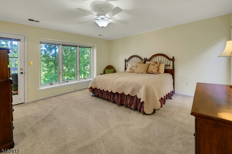 76 Keats Way Property Photo 18