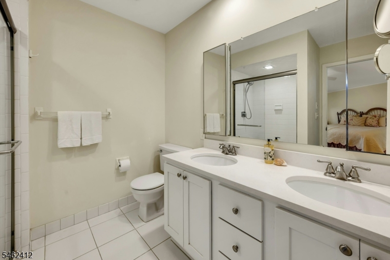 76 Keats Way Property Photo 28