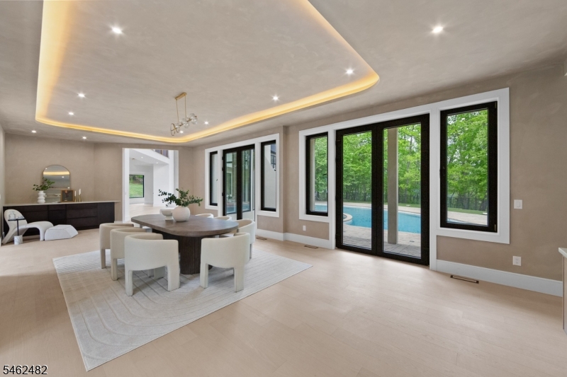 809 West Shore Drive Property Photo 8