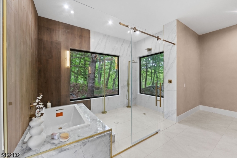 809 West Shore Drive Property Photo 26