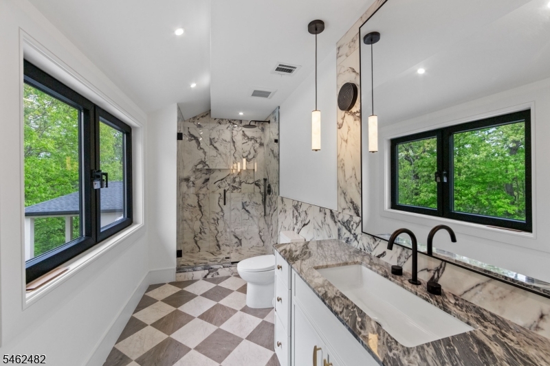 809 West Shore Drive Property Photo 36