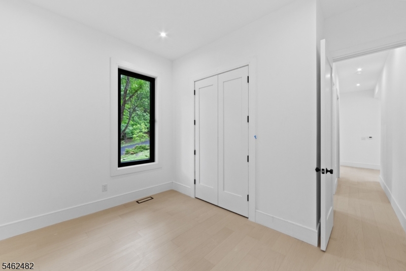 809 West Shore Drive Property Photo 43