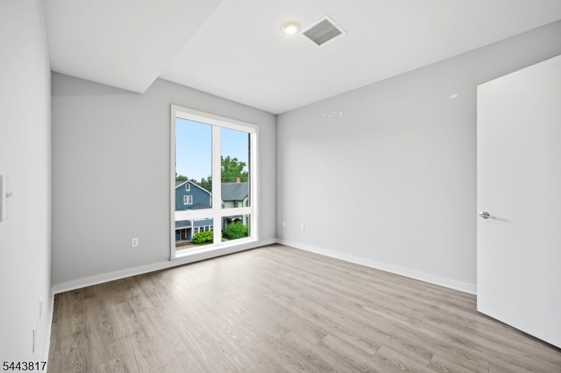 175 Morris St 419 Property Photo 19