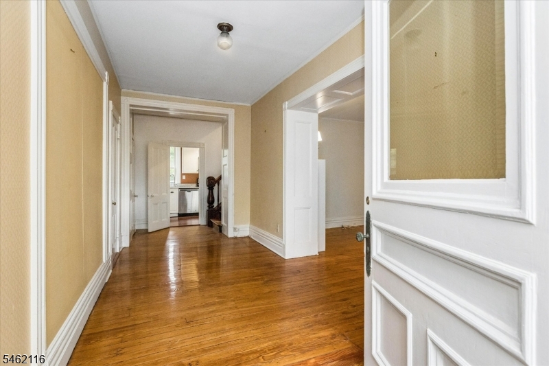 145 Watchung Ave Property Photo 4