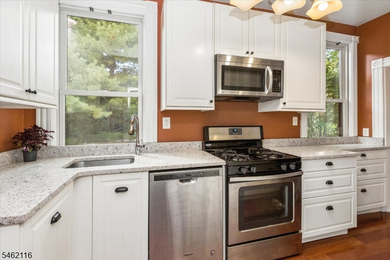 145 Watchung Ave Property Photo 12