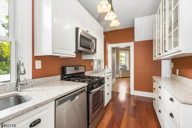 145 Watchung Ave Property Photo 13