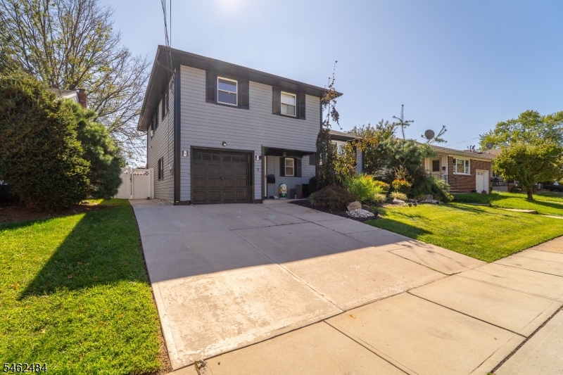 5 Sumutka Ct Property Photo 2