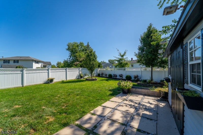 5 Sumutka Ct Property Photo 6