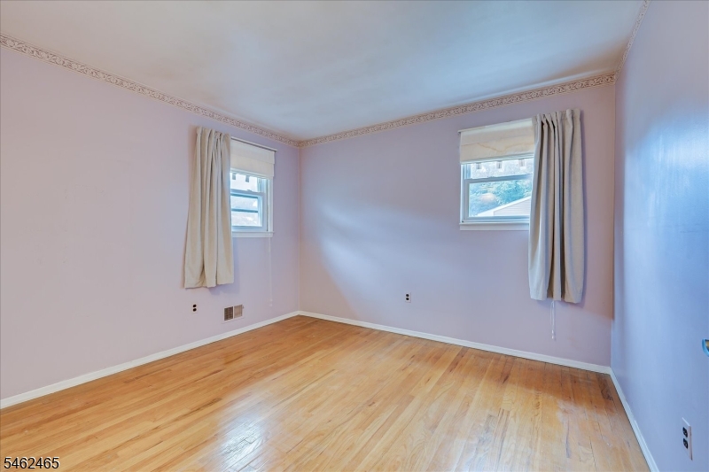 437 Evona Ave Property Photo 18