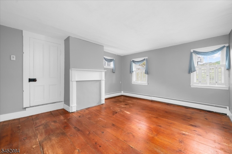 47 Main St Property Photo 31