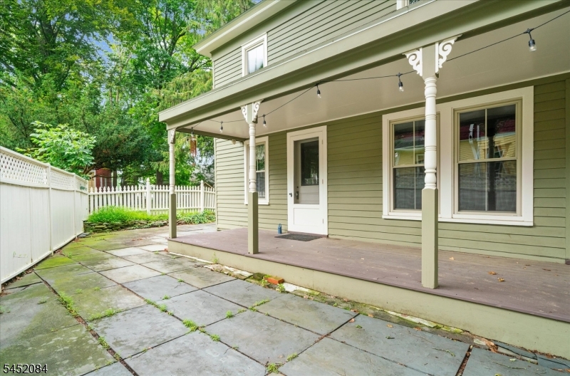 47 Main St Property Photo 37