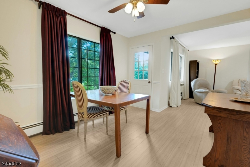 15 Kensington Rd F Property Photo 9