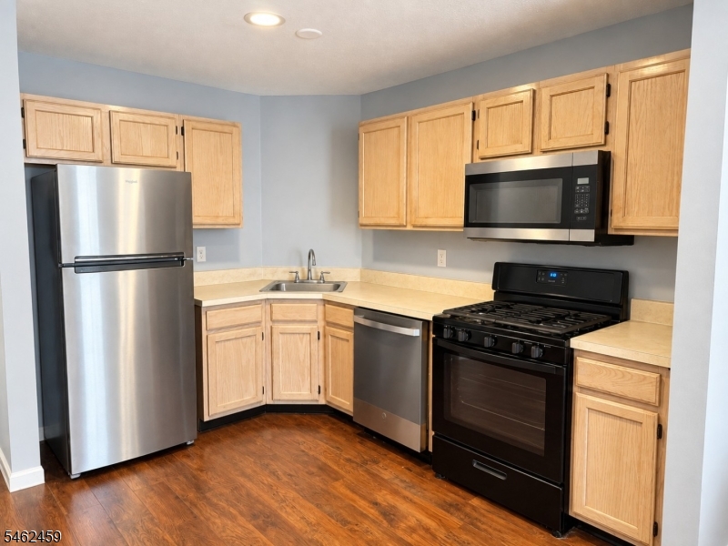 16 Wilmbelton Ct Property Photo 2