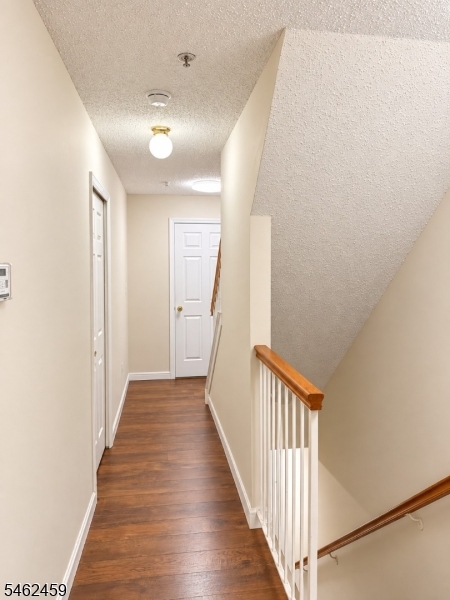 16 Wilmbelton Ct Property Photo 4