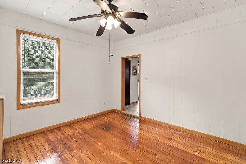 15 Boyle Pl Property Photo 12