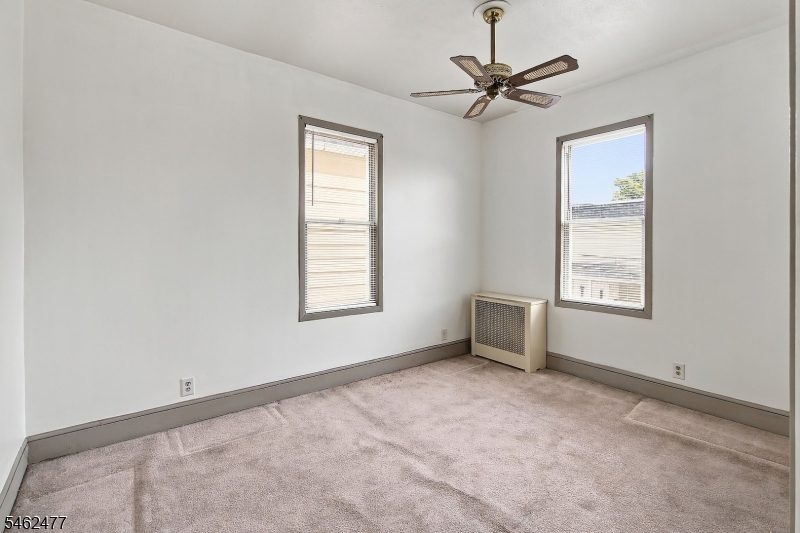 15 Boyle Pl Property Photo 15