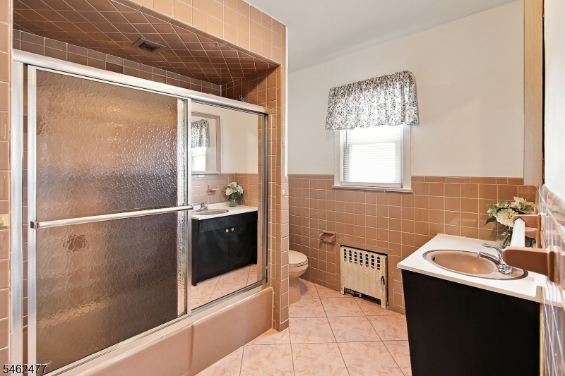 15 Boyle Pl Property Photo 18